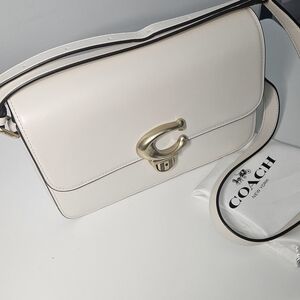 Coach White Leather Shoulder Bag